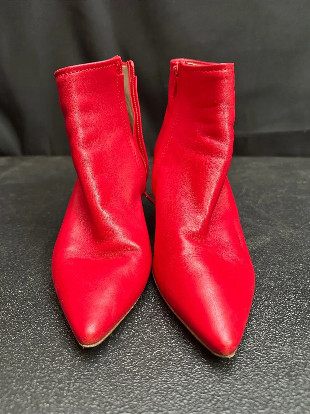 AGL Attilio Giusti Leombruni red leather ankle boots 38.5